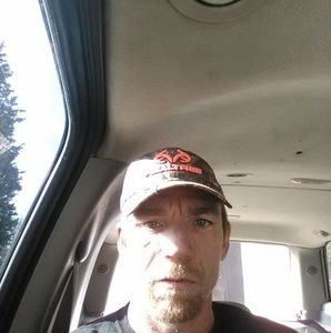 Meet your Posher, Derrick